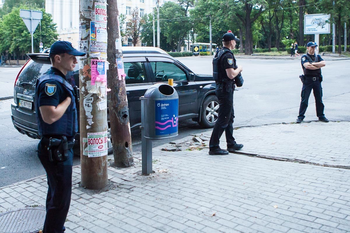 Задержанный не оказывал сопротивления Задержанный не оказывал сопротивления