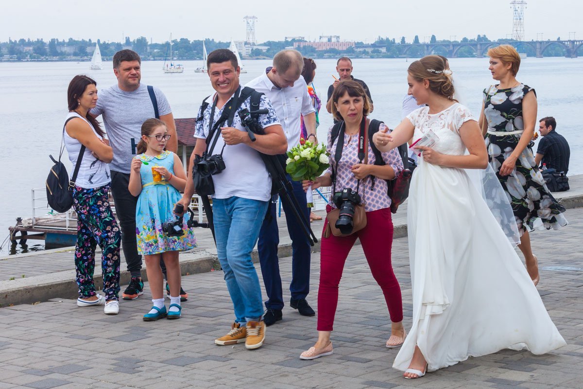 А две пары даже сыграли настоящие свадьбы А две пары даже сыграли настоящие свадьбы