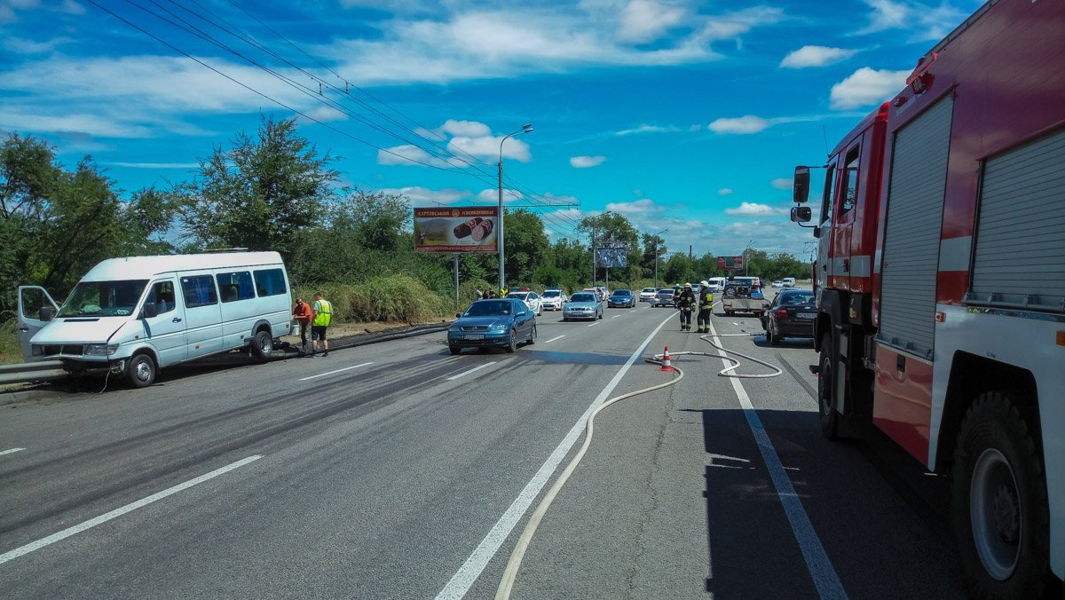 Засмотрелись на ДТП с маршруткой Засмотрелись на ДТП с маршруткой