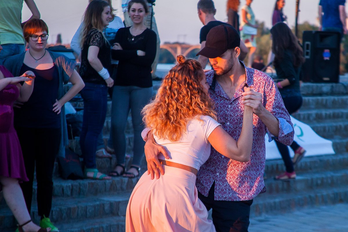 Танцы в День молодежи Танцы в День молодежи