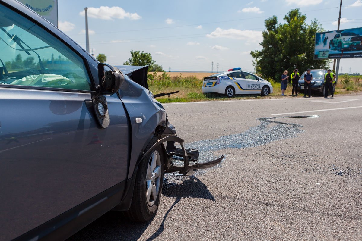 Водитель Nissan отделался ушибами