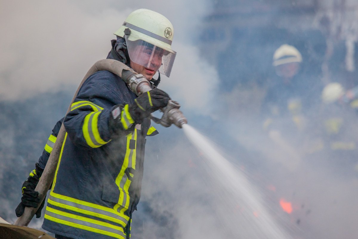 Пожар удалось локализовать в 4:30 Пожар удалось локализовать в 4:30