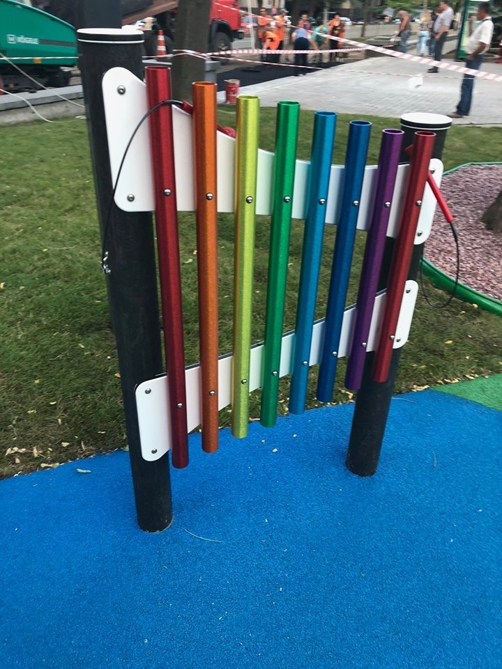 Малыши могут испытать себя в качестве музыкантов 