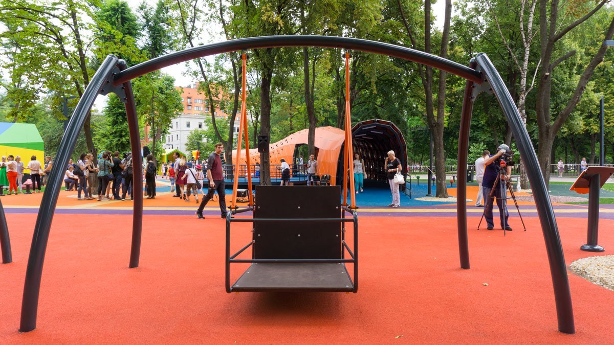 Качели для детей с инвалидностью