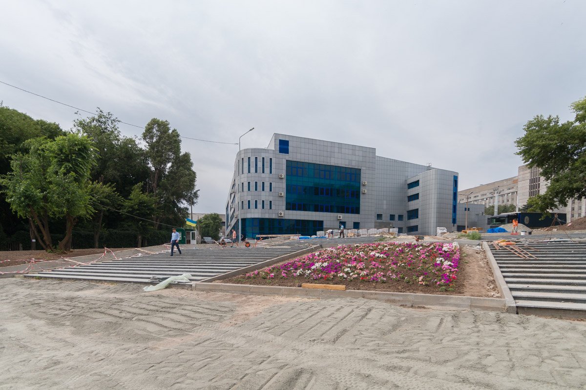 Парк начинает преображаться Парк начинает преображаться