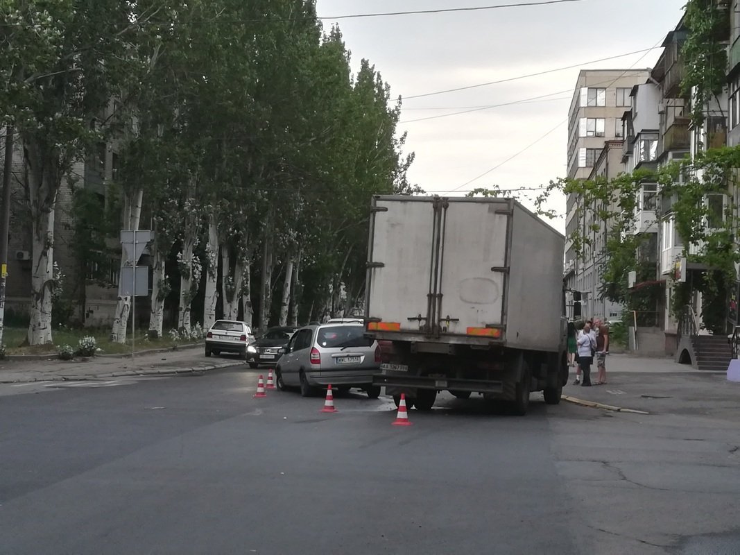 МАЗ двигался по улице Половецкой в сторону Набережной