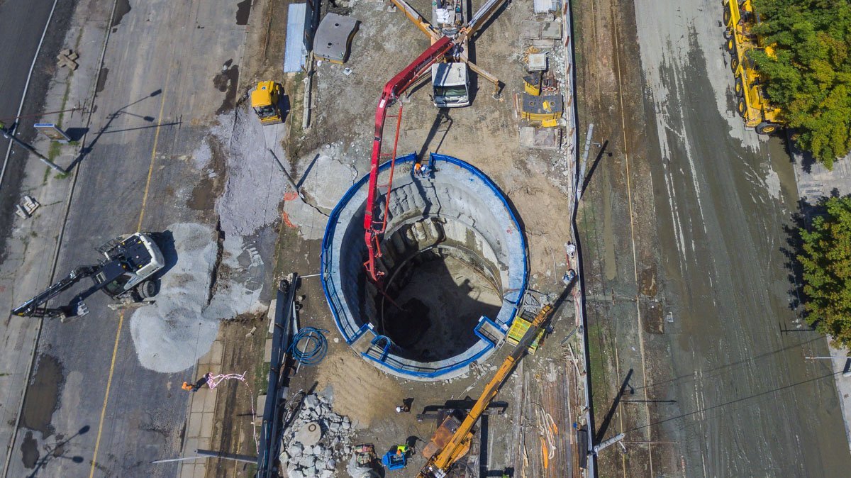 Однако весь процесс под контролем 