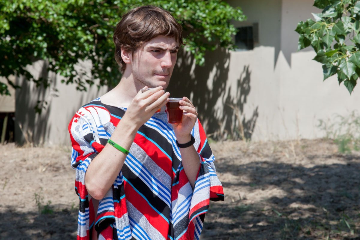 Из какого стаканчика вкуснее: с этого или с другого? Из какого стаканчика вкуснее: с этого или с другого?