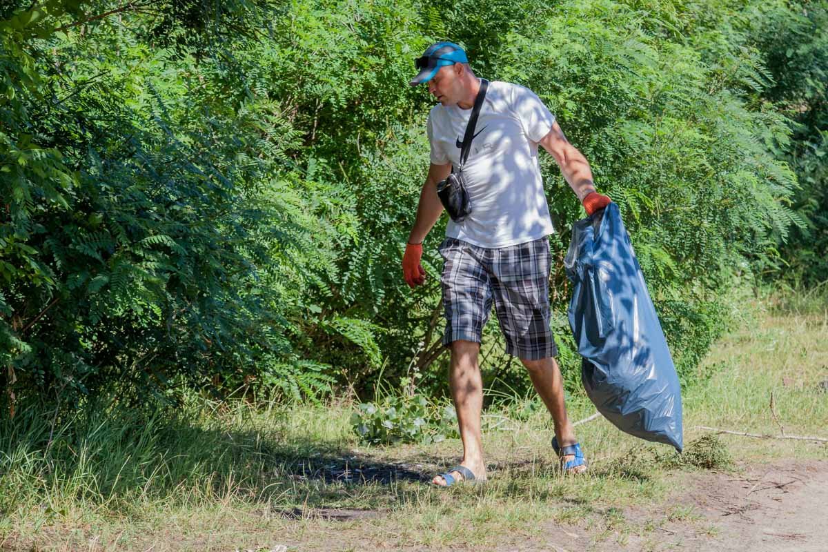 Днепр любит своих жителей, пора и жителям начинать любить Днепр Днепр любит своих жителей, пора и жителям начинать любить Днепр