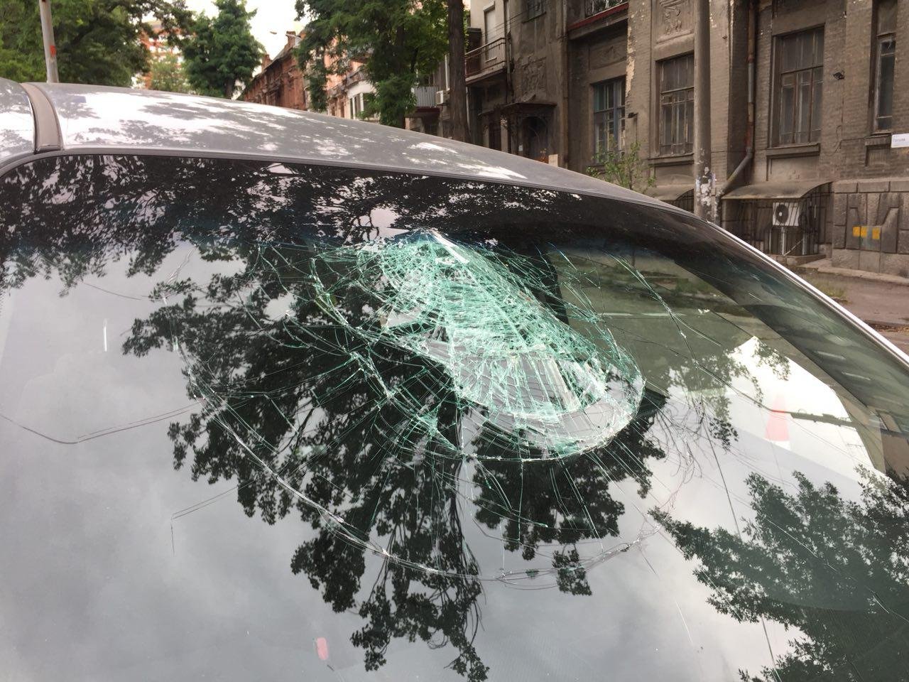 Водитель Mercedes отделался лишь испугом