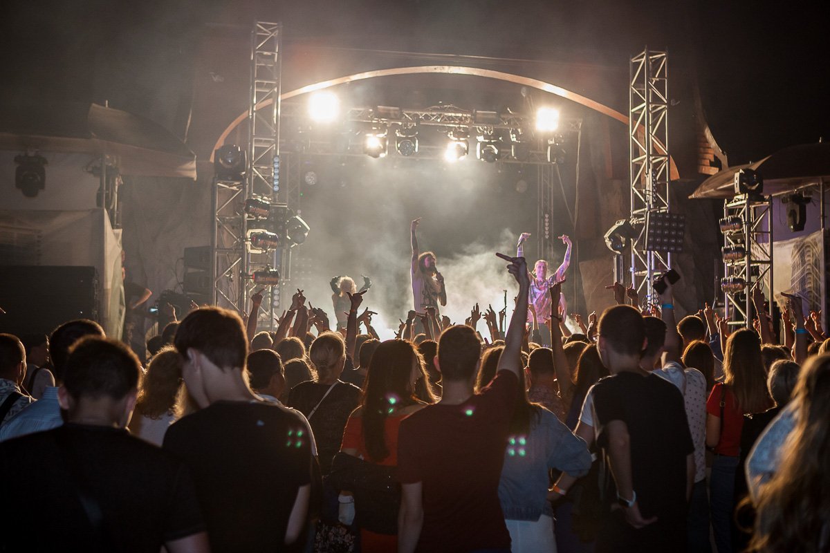 Я твой наркотик, твой никотин, твой алкоголь, я твоя любовь