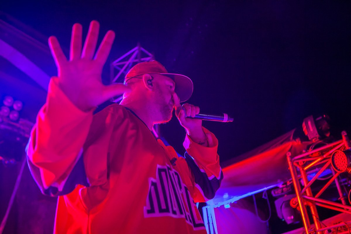 Зал взрывается, когда на сцену выходит Потап