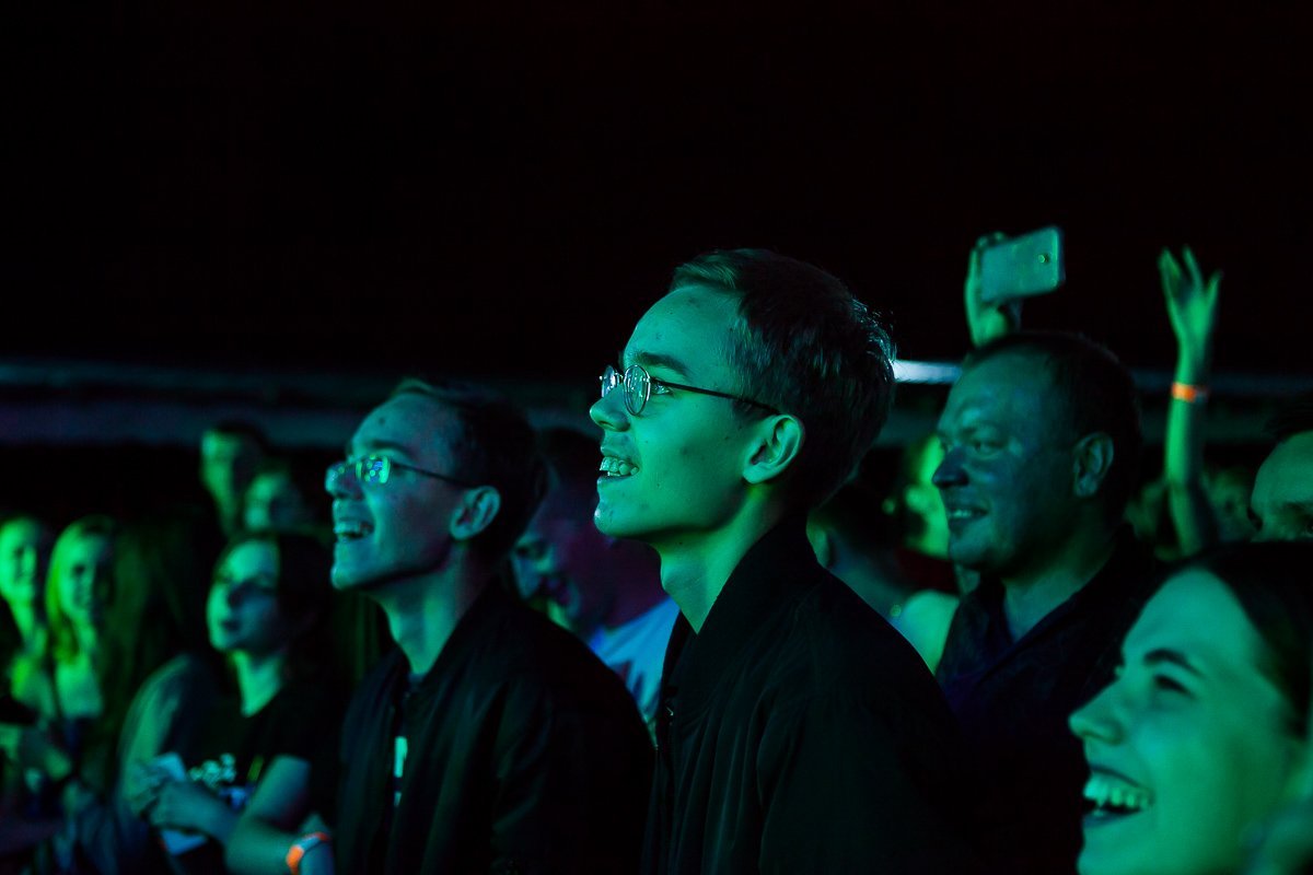 Взрывная тусовка от радио «Люкс ФМ» в Днепре: ищите себя на фото 8