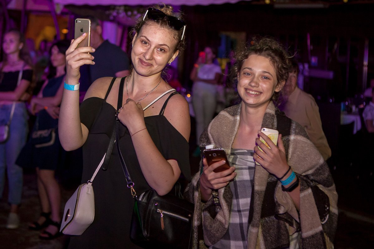 На концерте царила очень теплая и душевная атмосфера