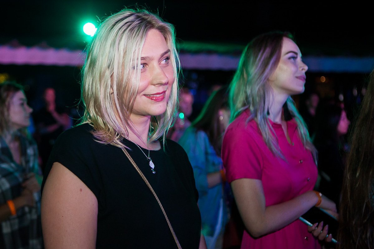 В каждой девушке должна быть какая-то загадка