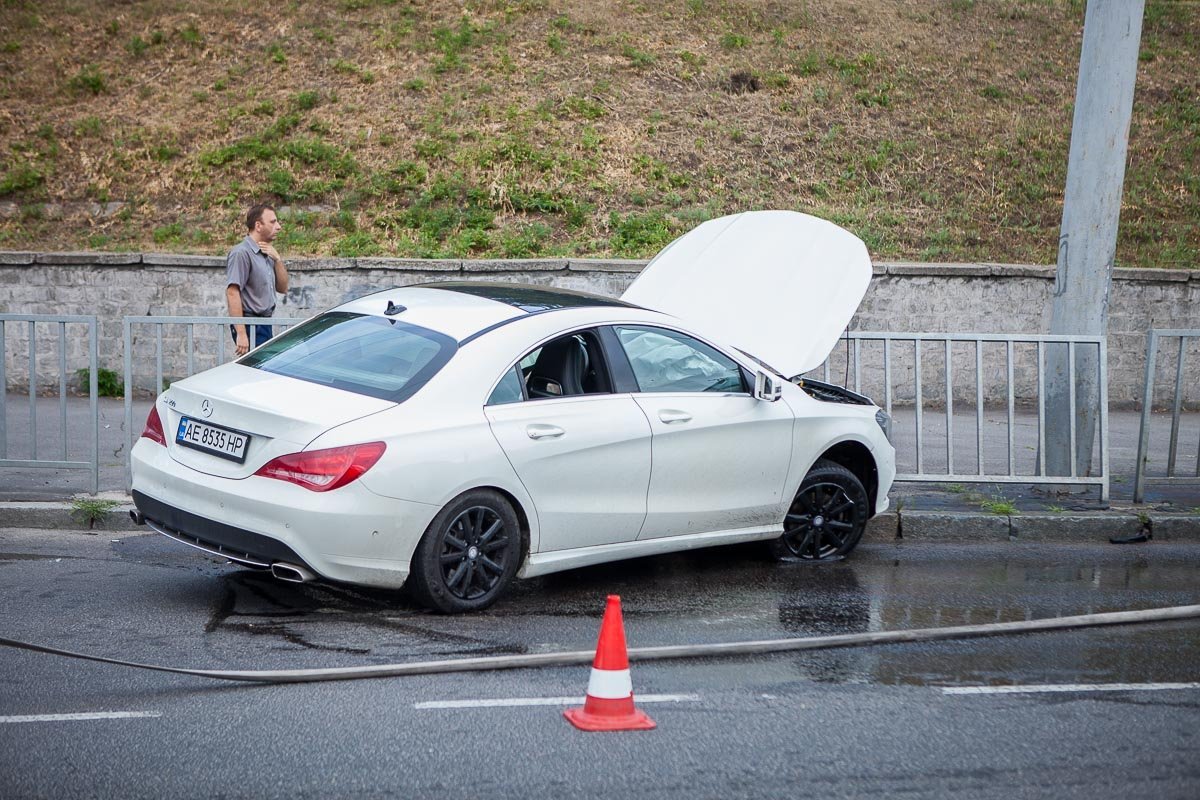 За рулем автомобиля был 18-летний парень