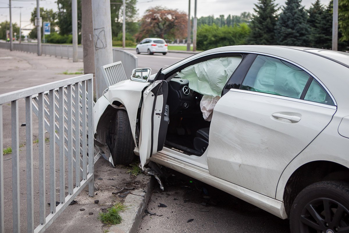 К счастью, сработали подушки безопасности