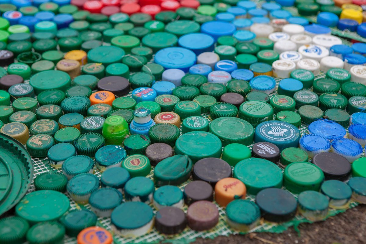 Нужно больше крышичек