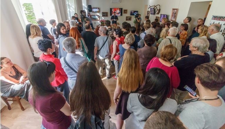 Работы, которые экспонируются в музее, были собраны из частных коллекций