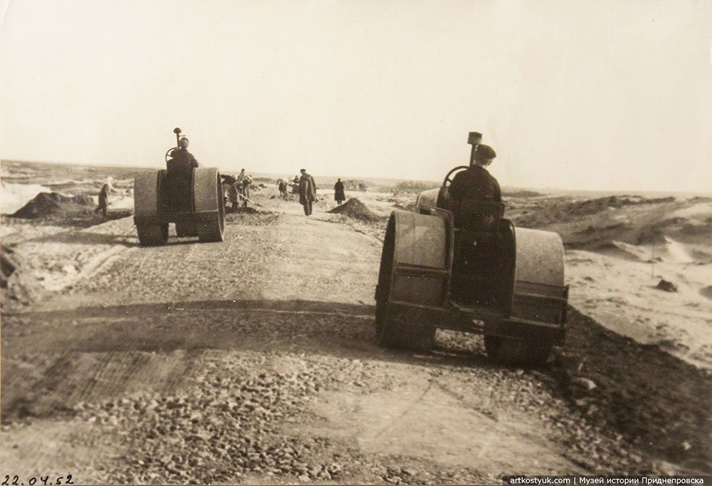 25 ноября 1960 года после пуска энергоблока № 9 ее мощность достигла 1 050 000 кВт