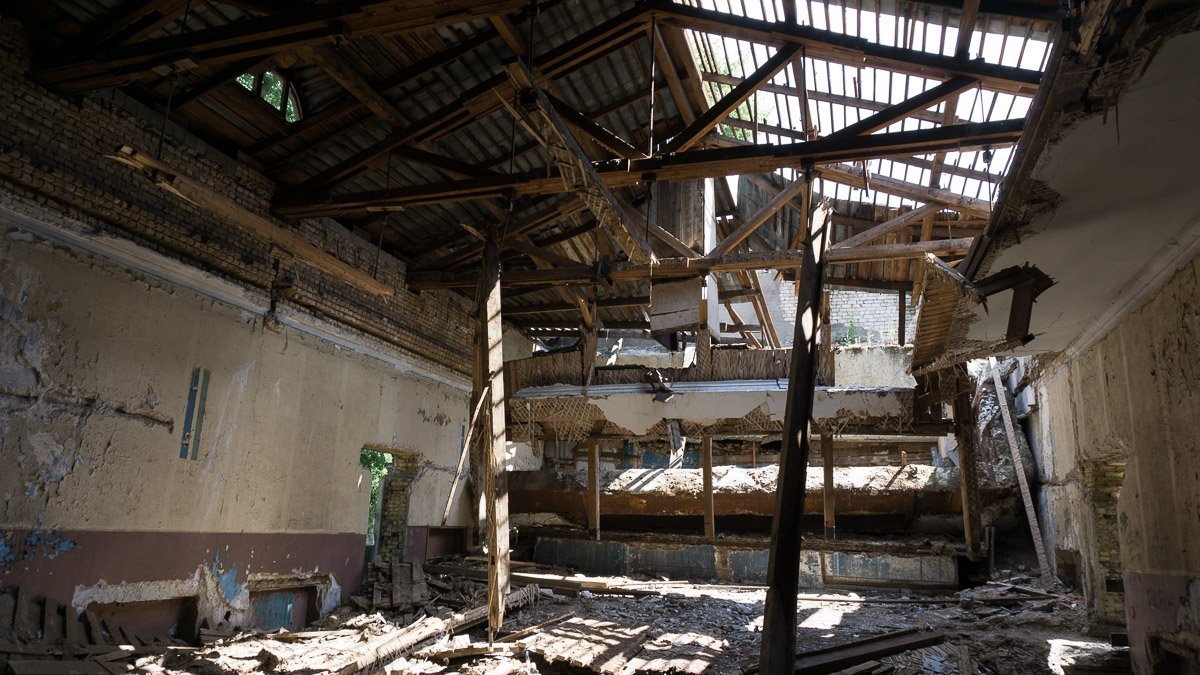 В 1957 году поселок газифицировали, после чего он получил статус города районного подчинения