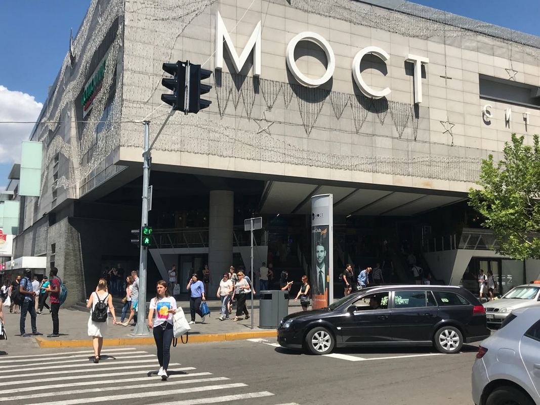 Светофоры также обеспечат безопасность пешеходам Светофоры также обеспечат безопасность пешеходам