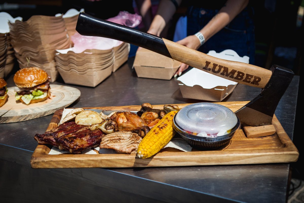 Сочная тарелка от Lumber Gastro Bar