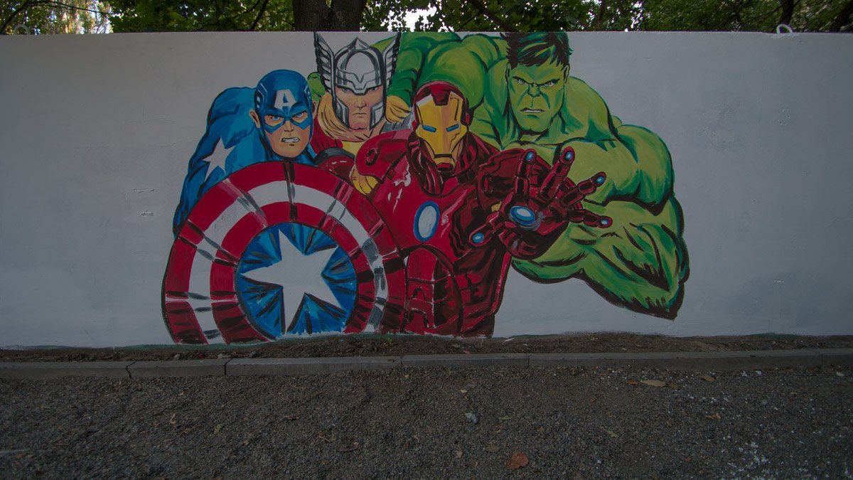 Теперь детишек охраняют Капитан Америка, Тор, Халк и Железный Человек Теперь детишек охраняют Капитан Америка, Тор, Халк и Железный Человек