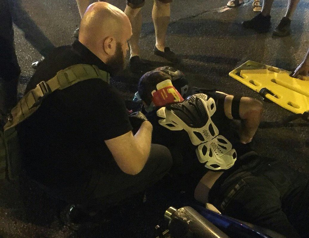 Мотоциклист получил перелом руки и ссадины