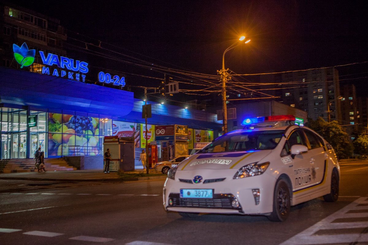 Инцидент произошел напротив супермаркета Varus