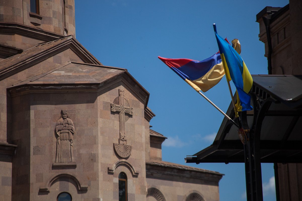 Сегодня Армянская апостольская церковь празднует Вардавар