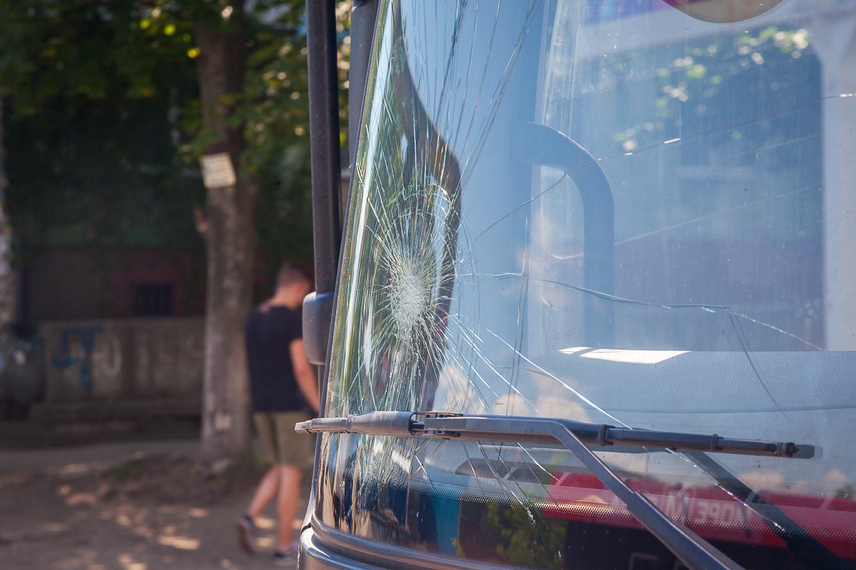 По словам водителя, он не заметил девушку