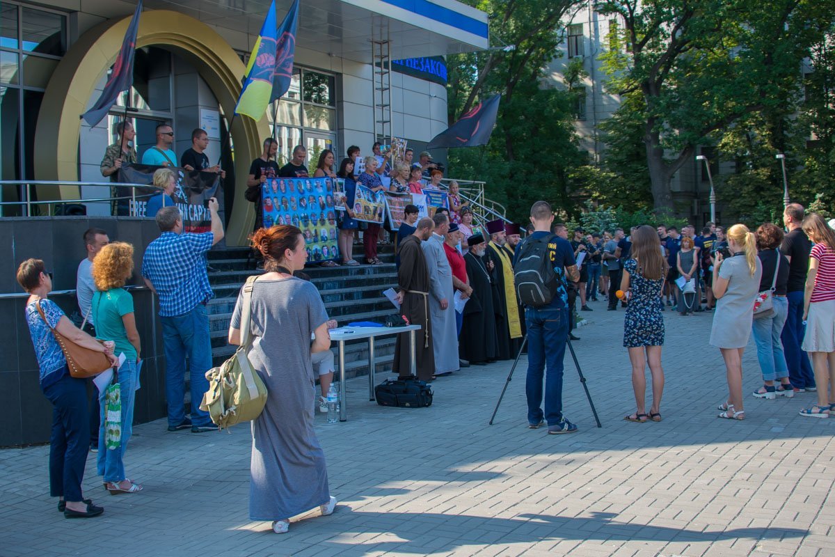 Подобные акции прошли в Одессе, Львове, Харькове, Кропивницком, Сумах, Чернигове и Киеве Подобные акции прошли в Одессе, Львове, Харькове, Кропивницком, Сумах, Чернигове и Киеве