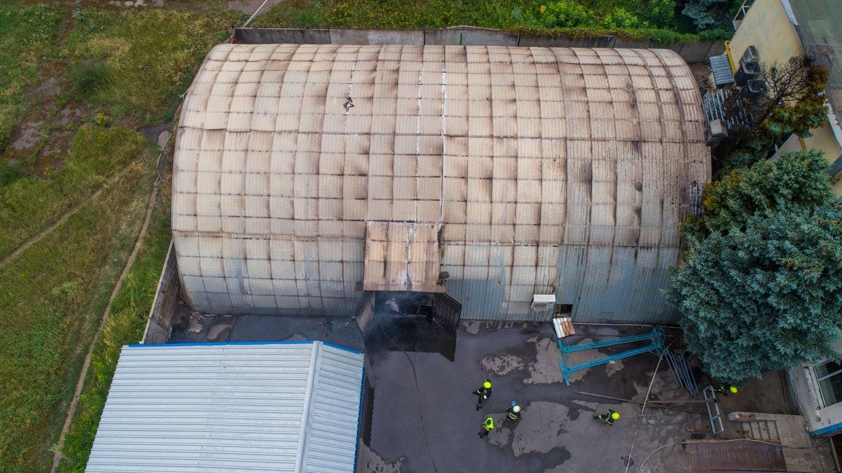 Бокс, в котором произошел пожар