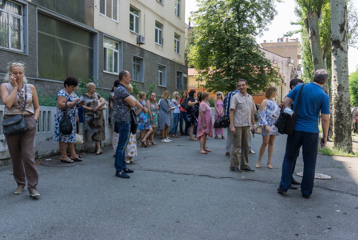 Всех сотрудников и клиентов эвакуировали Всех сотрудников и клиентов эвакуировали