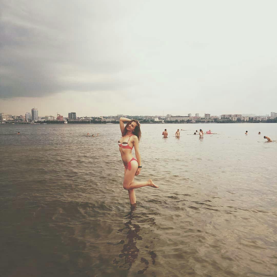 Нужно успеть сделать максимум фото, пока Днепр окончательно не зацвел