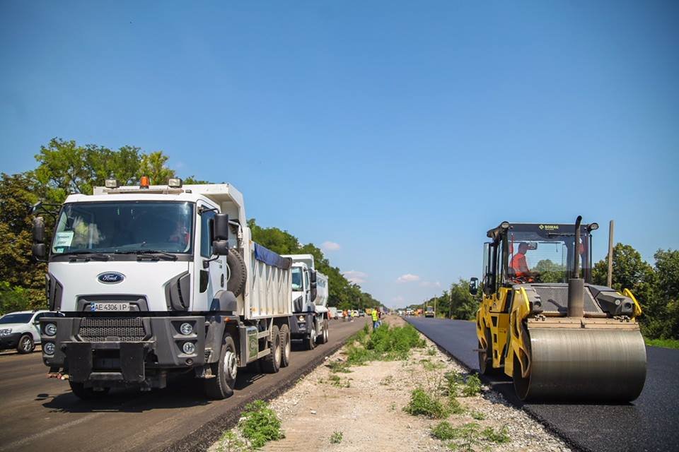 В Днепре продолжается ремонт объездной дороги