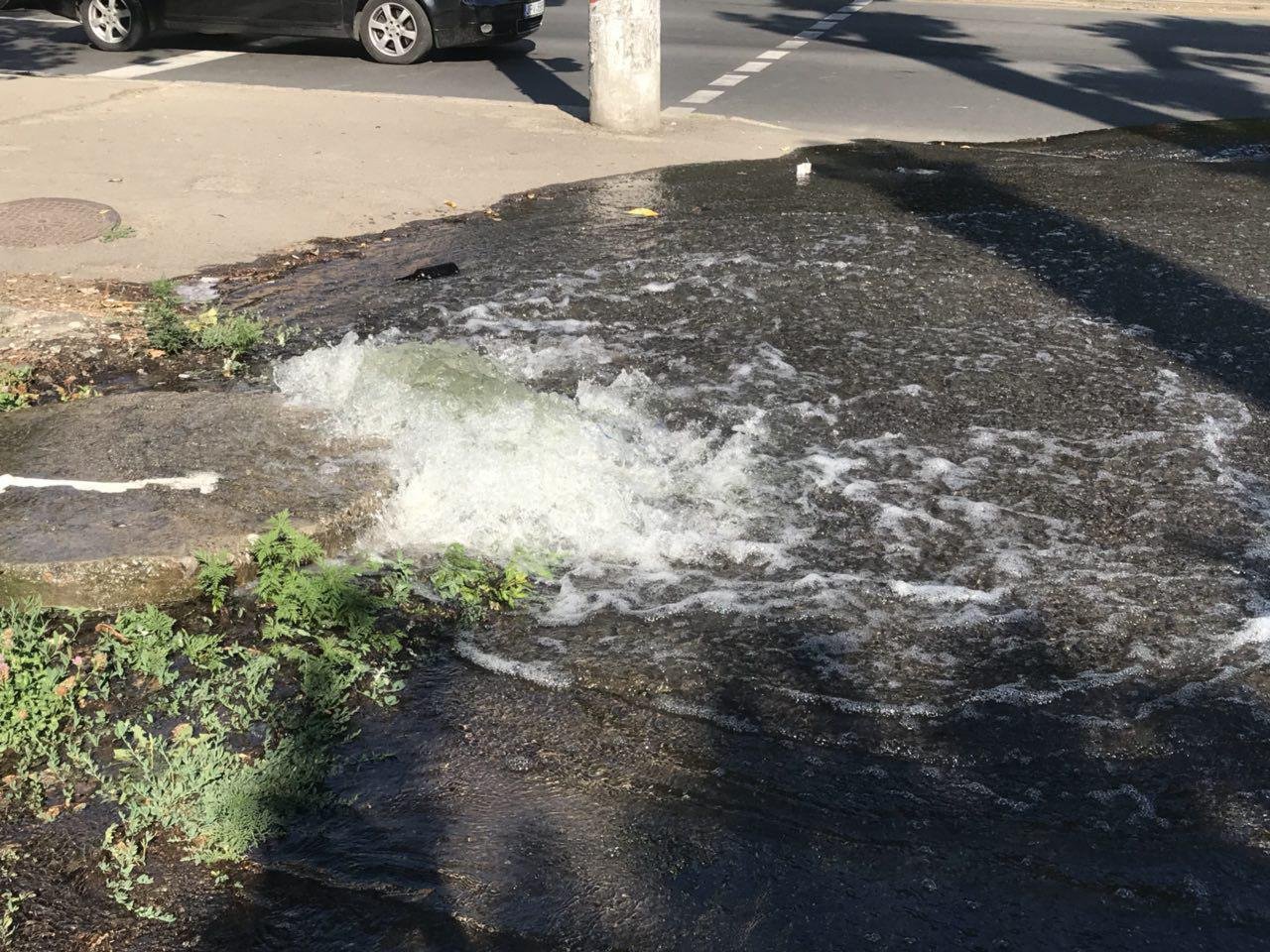 Пока неизвестно точное время прорыва трубы Пока неизвестно точное время прорыва трубы