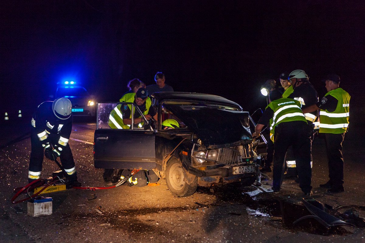 ВАЗ и Hyundai столкнулись лоб в лоб ВАЗ и Hyundai столкнулись лоб в лоб