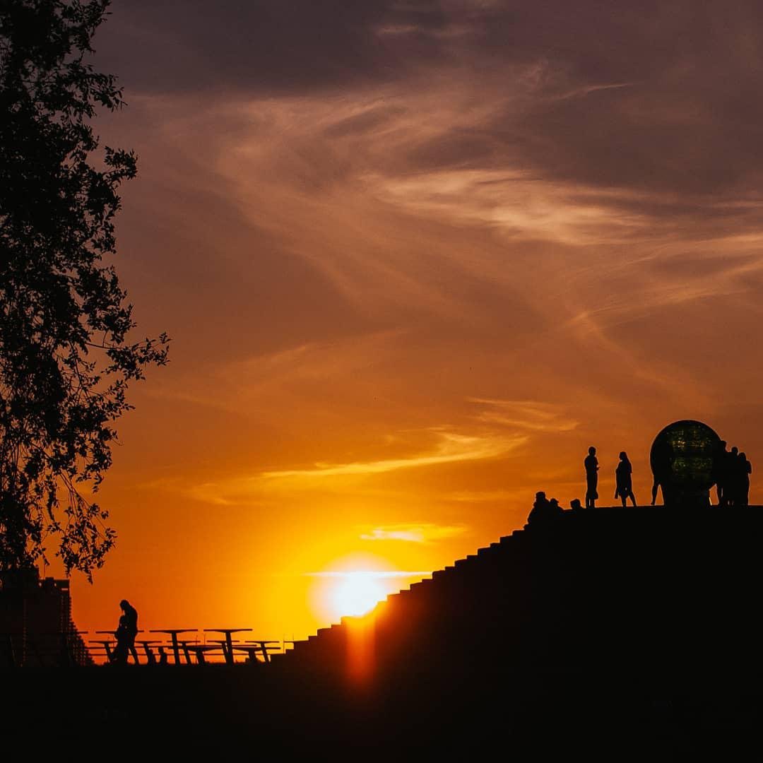 Раскрась небо сам. Фото: aka_chiii