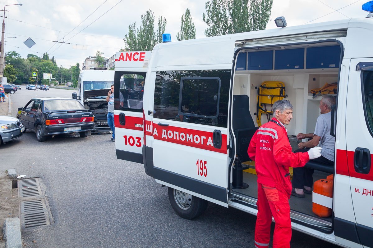 В результате происшествия пострадала пассажир маршрутки В результате происшествия пострадала пассажир маршрутки