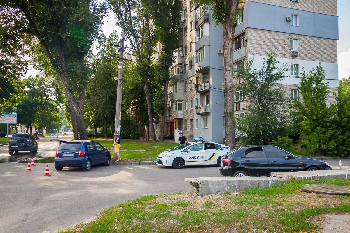 На месте работает патрульный экипаж, вызвана СОГ На месте работает патрульный экипаж, вызвана СОГ