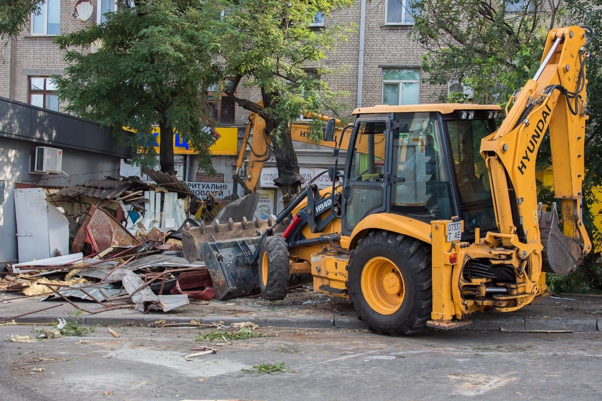 После сноса остались только развалины