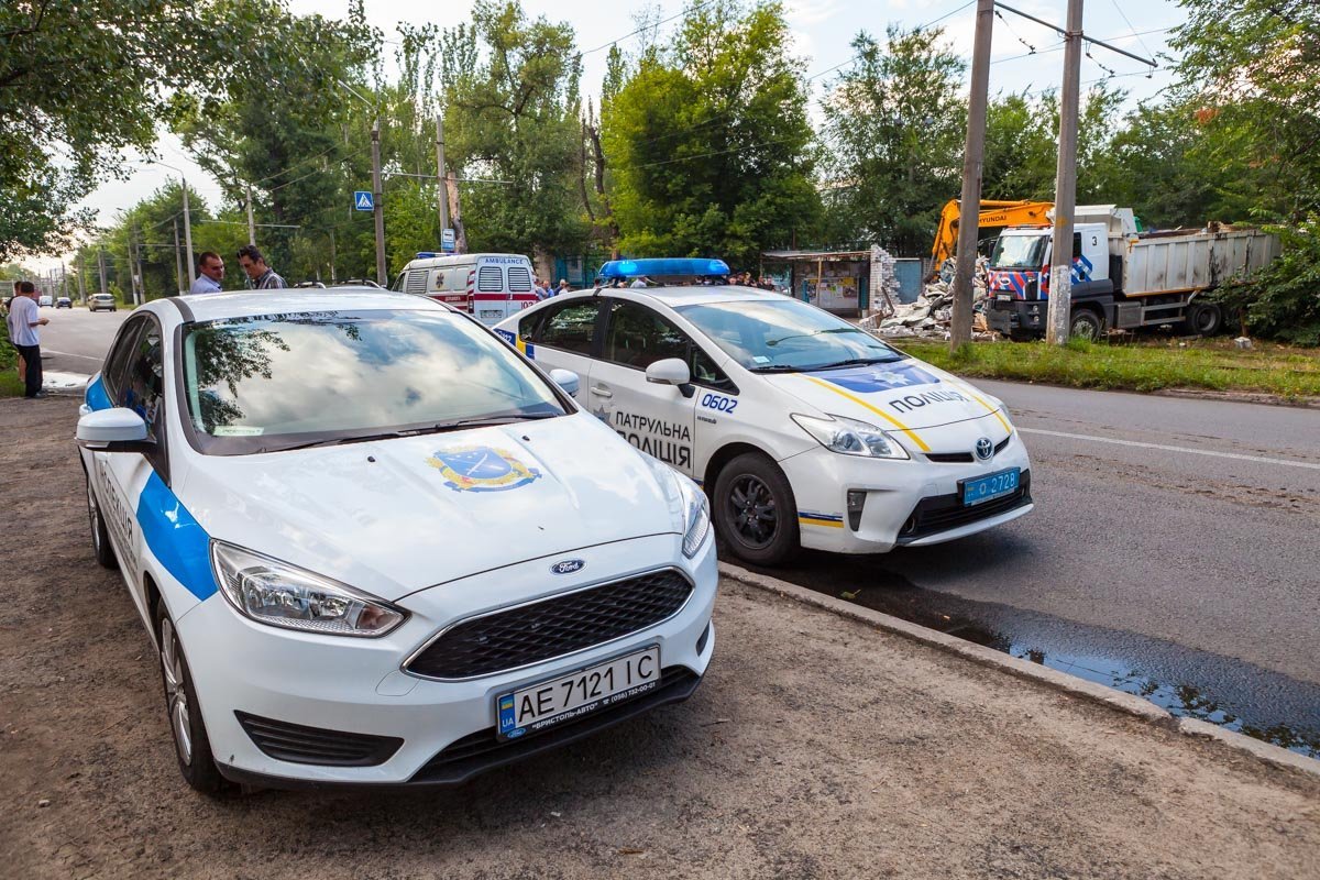 За процессом следили сотрудники Муниципальной варты и полиции