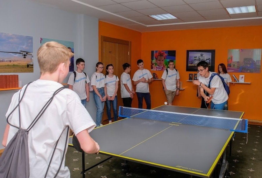 В неформатной ОГА можно и в настольный теннис поиграть 