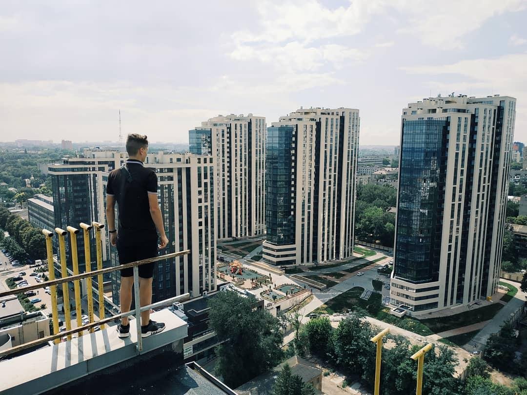 Крыша, высота, экстрим. Фото: ph_rfs Крыша, высота, экстрим. Фото: ph_rfs