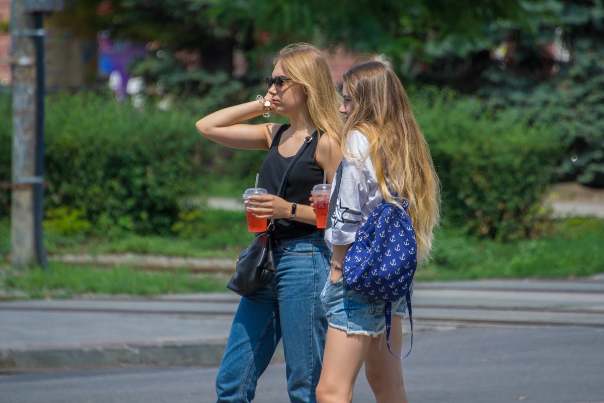 Если ты слишком горяч, тебе не поможет даже мохито со льдом