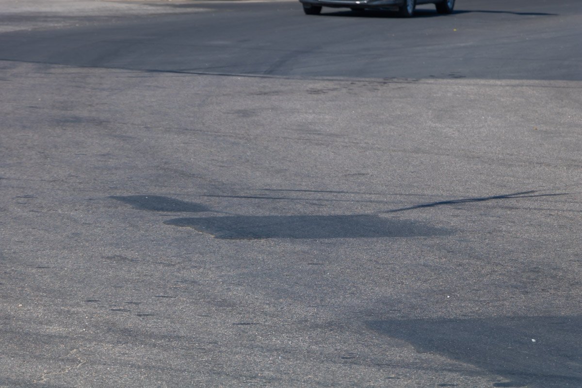 На проезжей части нет ни ям, ни неровностей