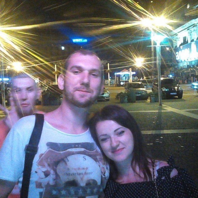 У всех есть такой друг, который портит фото У всех есть такой друг, который портит фото