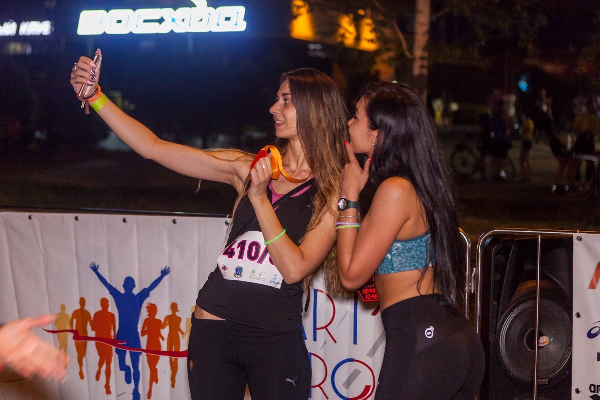 Теперь можно и селфи